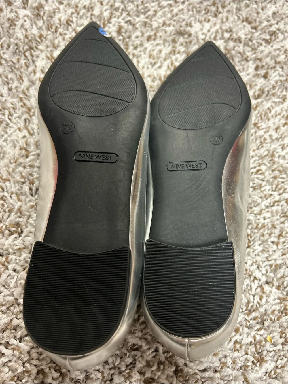 Nine West Women's Jesike Silver Pointy Toe Flats  Sz 8 Embellished Buckle Bling